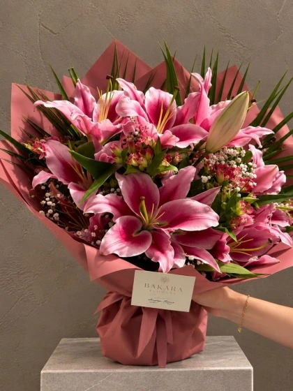 Pembe Lilyum Işıltısı
